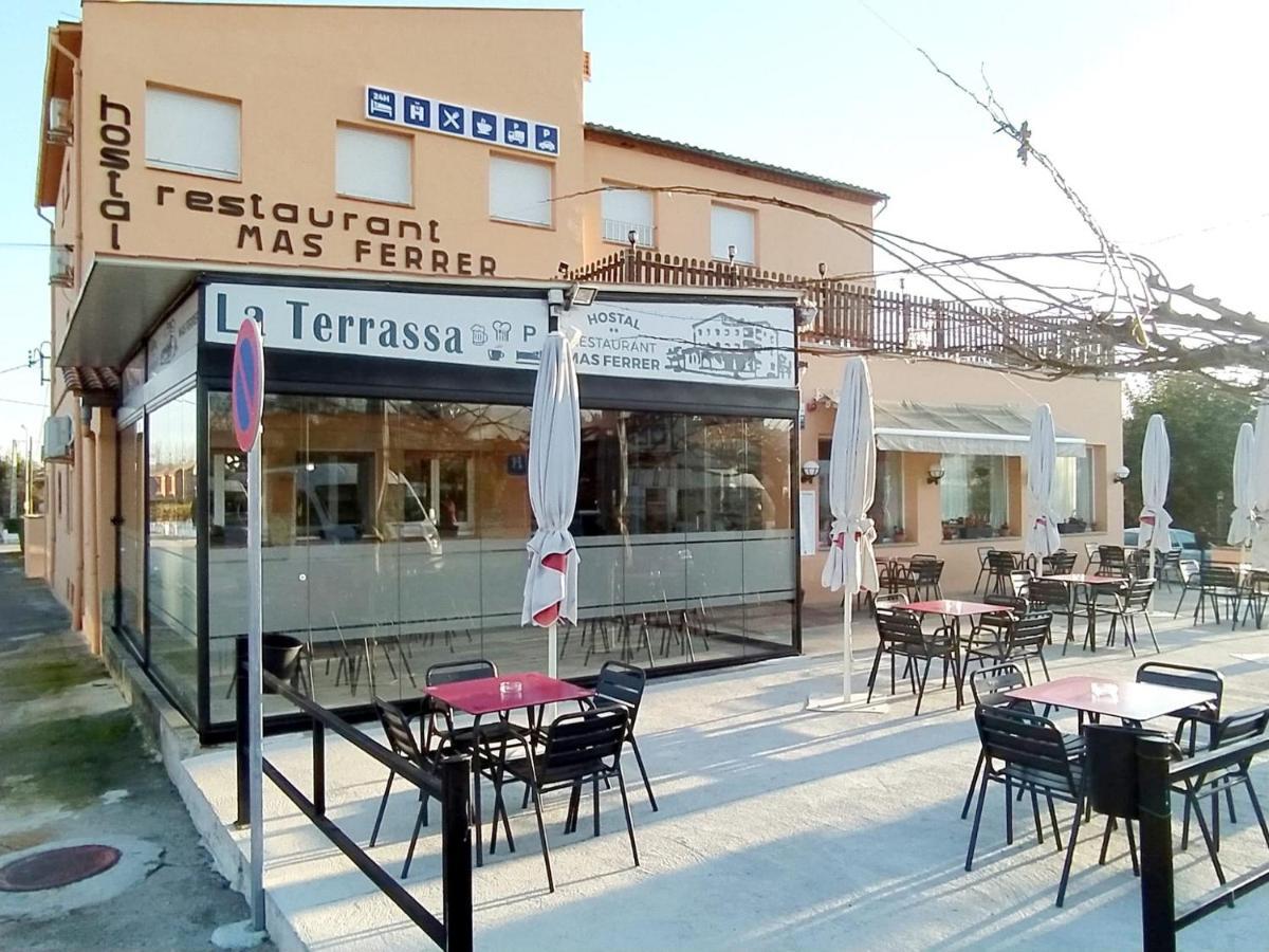 Hostal Mas Ferrer Cornellá de Terri Exterior photo